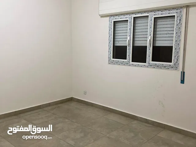 150 m2 5 Bedrooms Apartments for Rent in Benghazi Tabalino