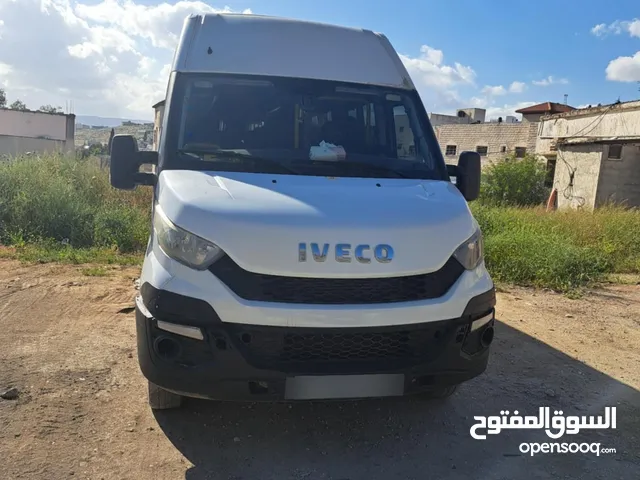Iveco 2016 20 راكب