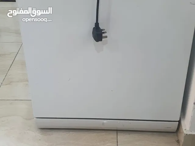 LG 8 Place Settings Dishwasher in Hawally