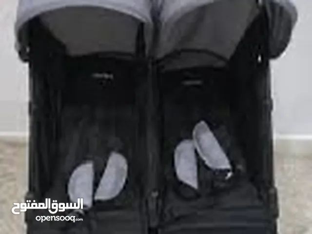 عربانة اطفال توأم نظيفة جدا استعمال اقل من ؤسبوع للحجز على وتساب فقط
