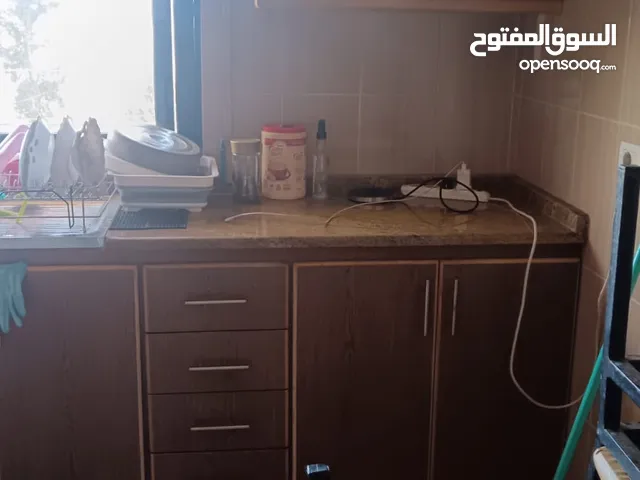 مطبخ خشب مساحة 7 متر للبيع  بحالة جيد جدا بسعر مغري