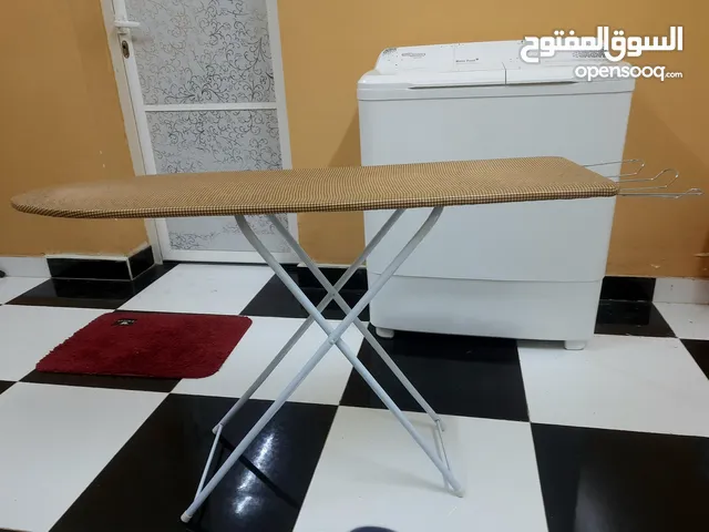 طاولة كي ملابس مع أغراض أخرى بأقل سعر