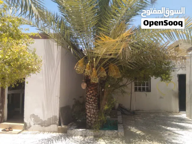323 m2 2 Bedrooms Townhouse for Sale in Al Dakhiliya Sumail