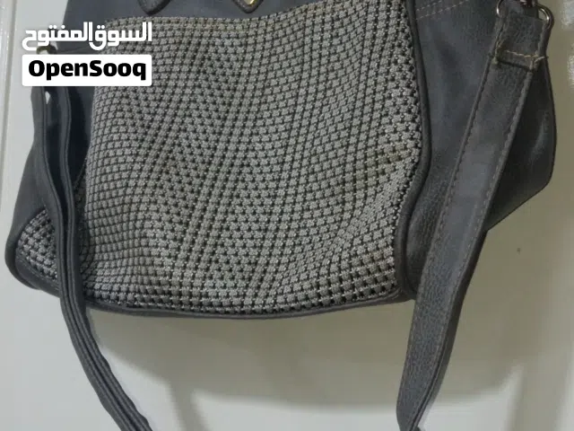 شنطة كتف جلد مستورد