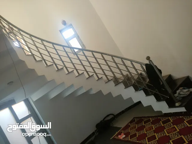 150m2 2 Bedrooms Townhouse for Sale in Basra Kzaiza