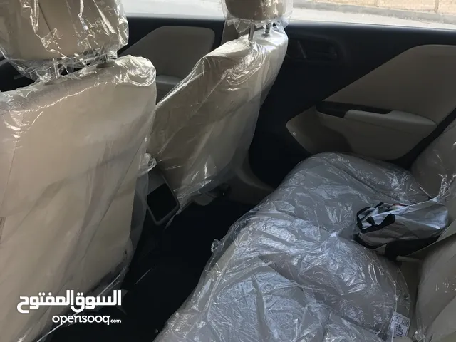 هوندا city سيتي 2018 من الشركه مالك اول طهبوب بيع بدون الرقم