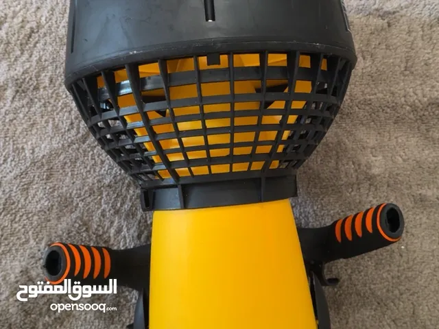 سكوتر بحر يغطس حتي 10 متر 300w