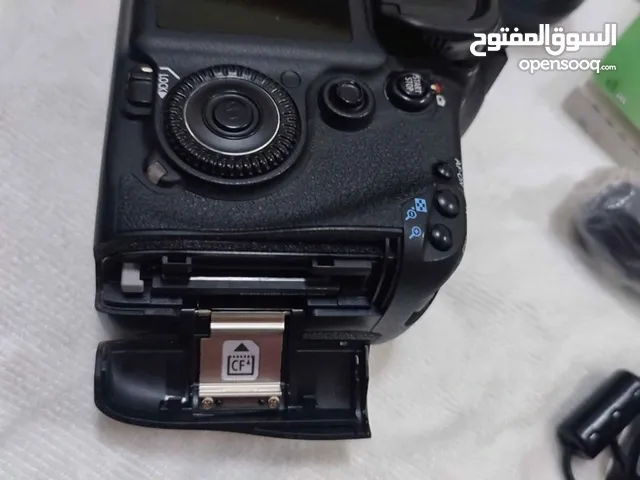 كاميرا كانون