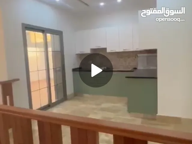 550 m2 More than 6 bedrooms Villa for Sale in Tripoli Zanatah