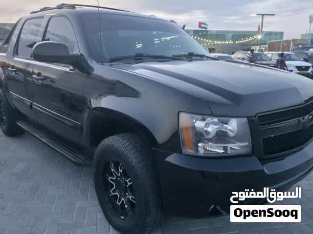 Used Chevrolet Avalanche in Sharjah