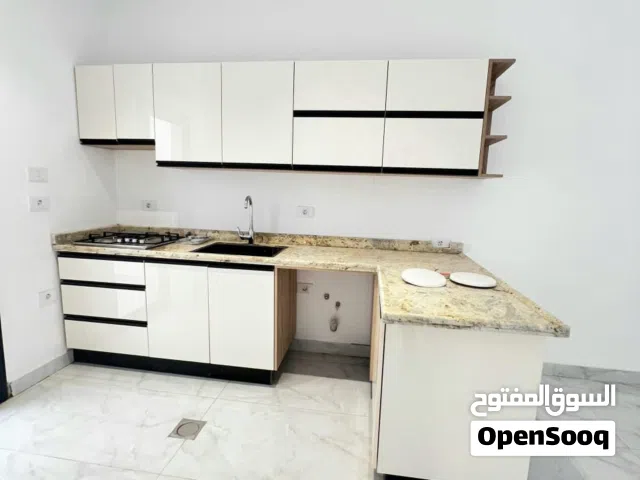 شقه ايجار حديت قرب رويال السراج