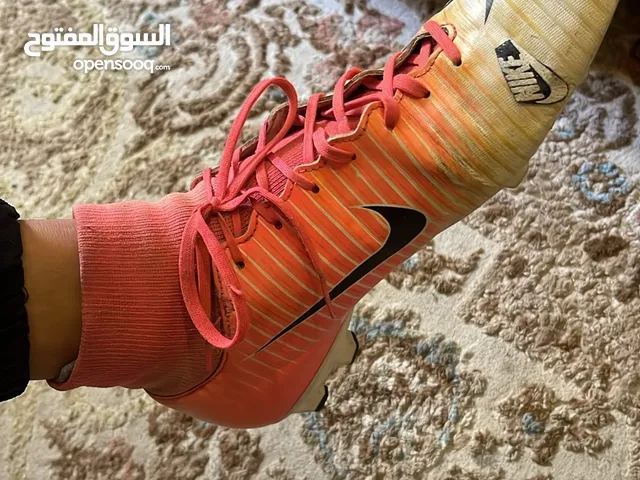 41 Sport Shoes in Amman