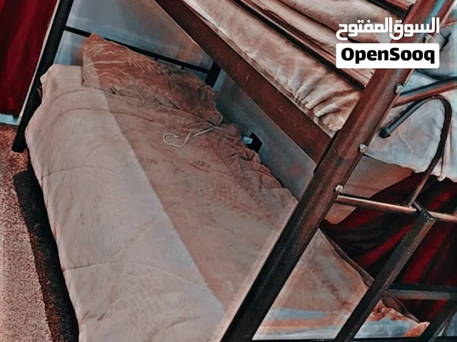 تخت حديد للبيع استعمال 9 شهور. شبه جديد