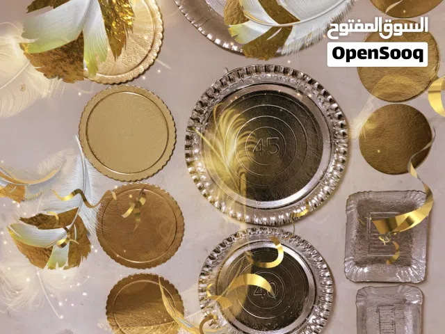 مشغل لتصنيع صحون الكرتون لبيع