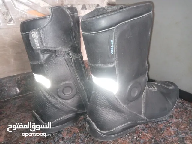 حذاء 43 / 42 قفاز L.