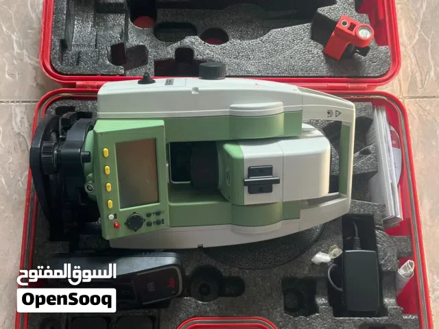 للبيع أجهزة مساحة احترافية بحالة ممتازة