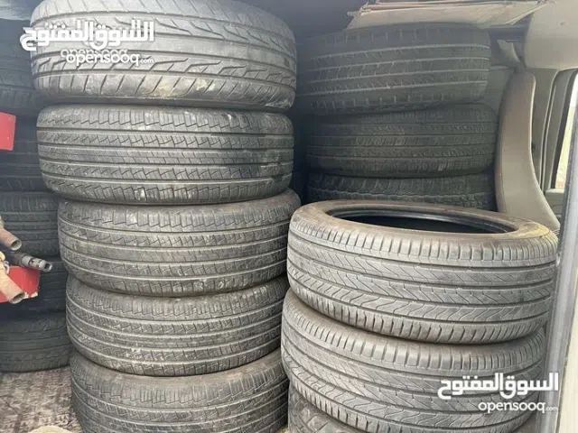 اطارات وتواير وكفرات من حجم 17 الي 21 بحالة ممتازه والتواصل 6-1-5-6-5-6-5-6 فقط علي الرقم الموحود