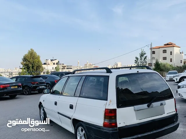 Used Opel Astra in Ramallah and Al-Bireh