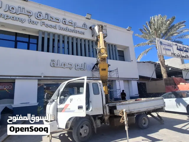 رافعة سلة اشخاص للايجار