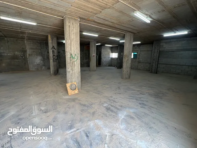 مخازن للإيجار
