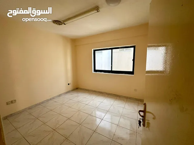 120 m2 3 Bedrooms Apartments for Rent in Sharjah Al Qasemiya