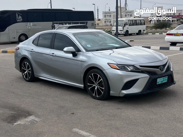 Used Toyota Camry in Al Dakhiliya