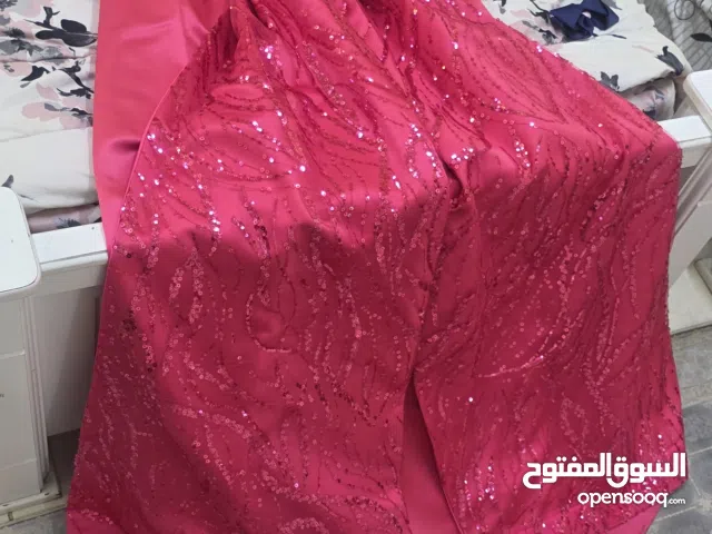 فستان راقي كلاسيكي أنيق