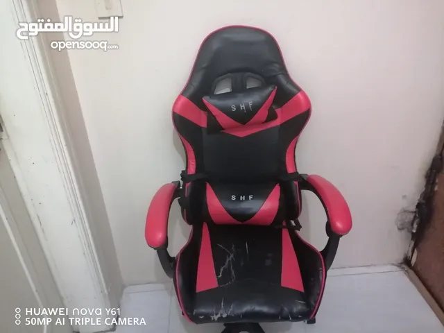 كرسي قيمينق جميل جذا ومريح وسعره ممتاز لا تفوّت الفرصة المميزة والكرسي بذات للي يبون يسوون سيت اب