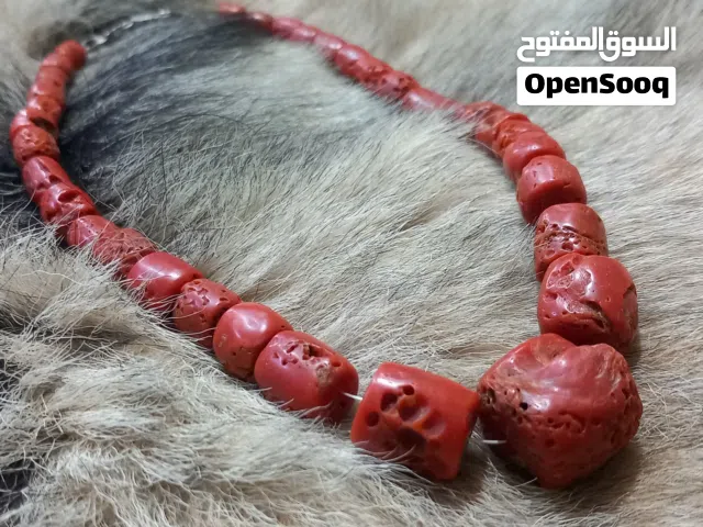 عقد مرجان انتيك