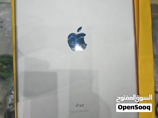 Apple iPad 5 32 GB in Muscat