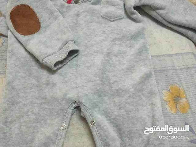 سلوبيت قطيفة ومبطنة بالداخل وارد الخارج