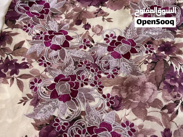 جلابيات مطرزه مع الشيله الوان مميزه متوفر عدد محدود فقط