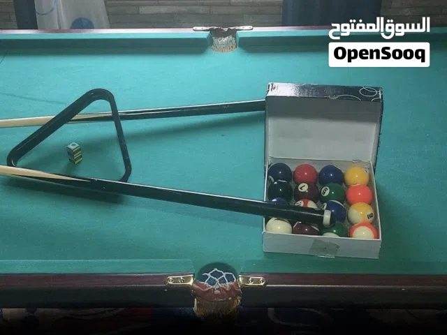 طاولة بلياردو للبيع