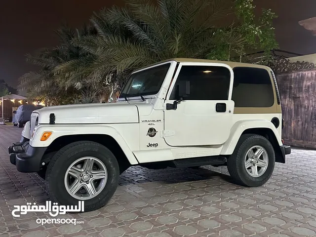 جيب 2001 للبيع
