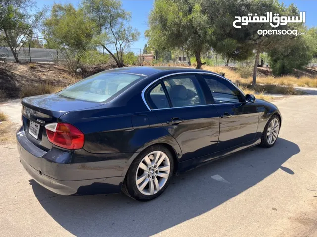 BMW 330 i 2007