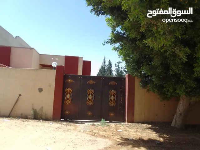 150 m2 3 Bedrooms Townhouse for Sale in Tripoli Ain Zara