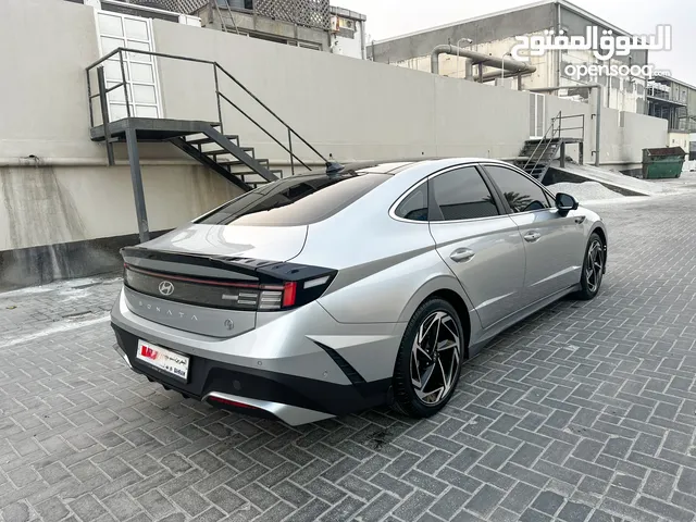 Hyundai Sonata 2024 -Premium Full Option Silver - GCC Specs -Maintain with Dealer First Motor