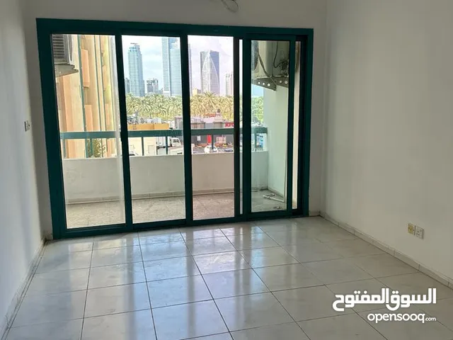 2200ft 3 Bedrooms Apartments for Rent in Sharjah Al Majaz