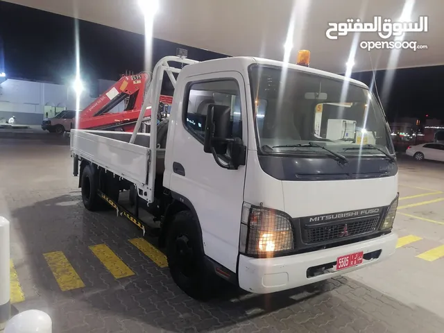 Tow Truck Mitsubishi 2014 in Sharjah