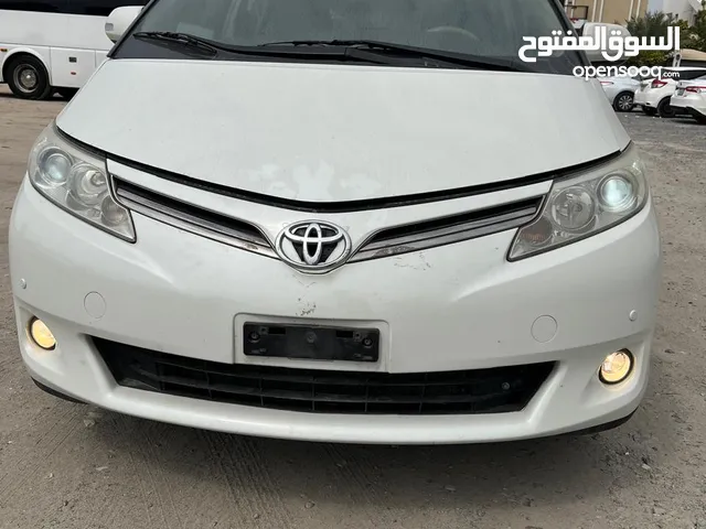 Used Toyota Previa in Sharjah