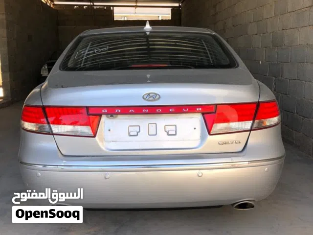 2008 هيونداي ازيرا Standard