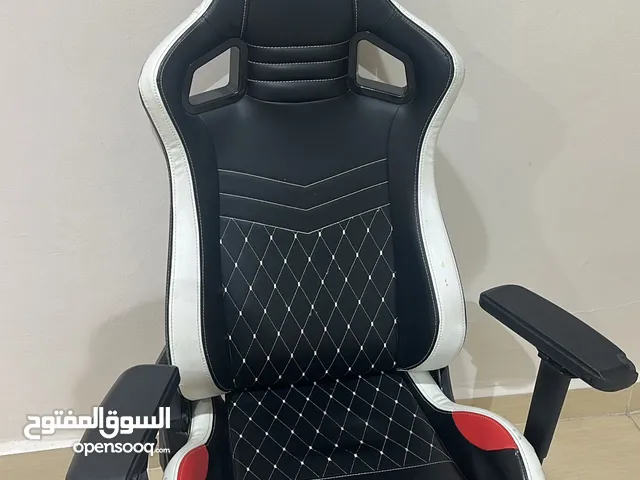 Other Chairs & Desks in Al Ahmadi