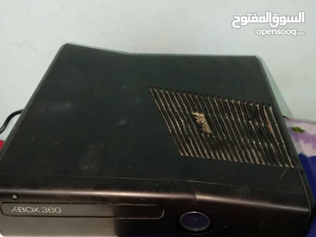اكس بوكس 360 عليه فوق ال 165لعبه مستعمل بس نضيف السعر نااااار بس علا 300 شيكل المكان دورا الخليل