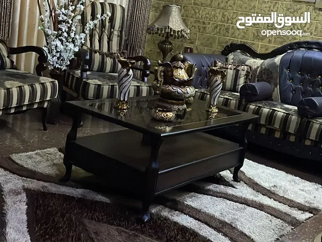 غرف جلوس طقم كنب خشب نضيف