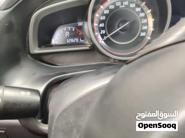 2016 مازدا 3 Standard