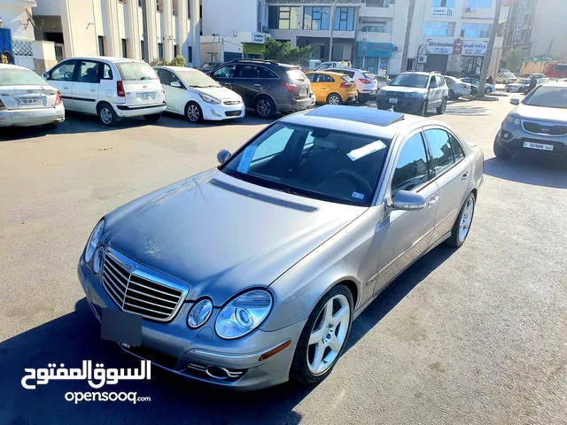 MERCEDES BENZ W211 2009 للبيع