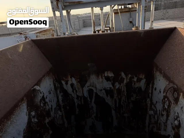 معمل بلوك غير مستخدم