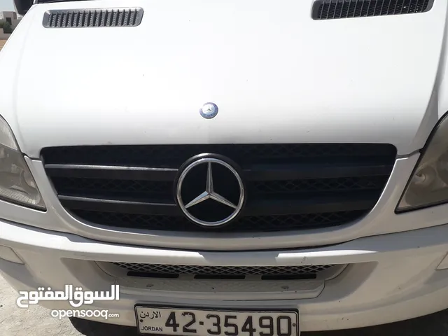 Box Mercedes Benz 2012 in Amman