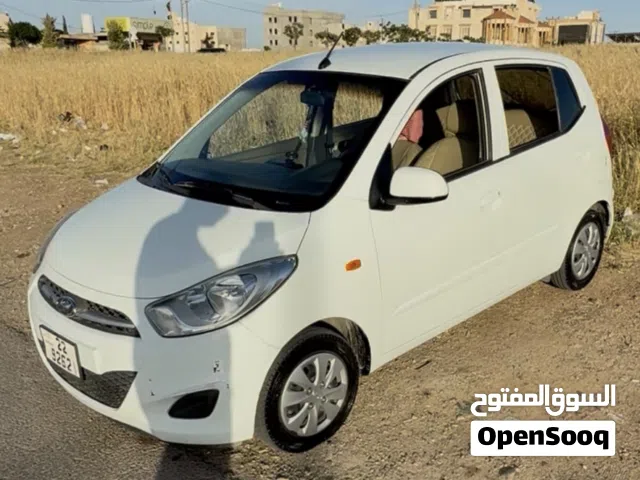2013 هيونداي i10 Standard