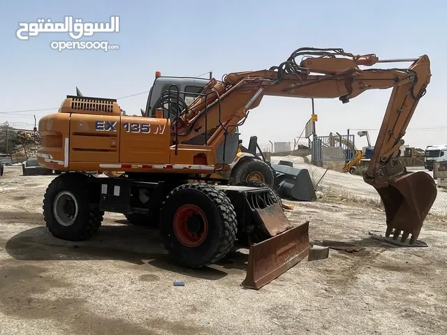 2001 Tracked Excavator Construction Equipments in Zarqa